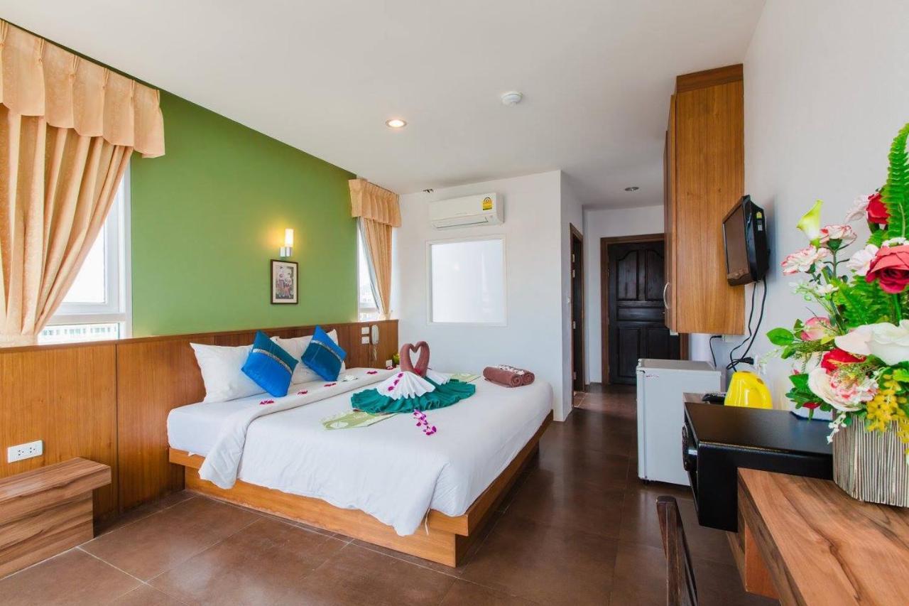 Rcb Patong Bangla Apartment *